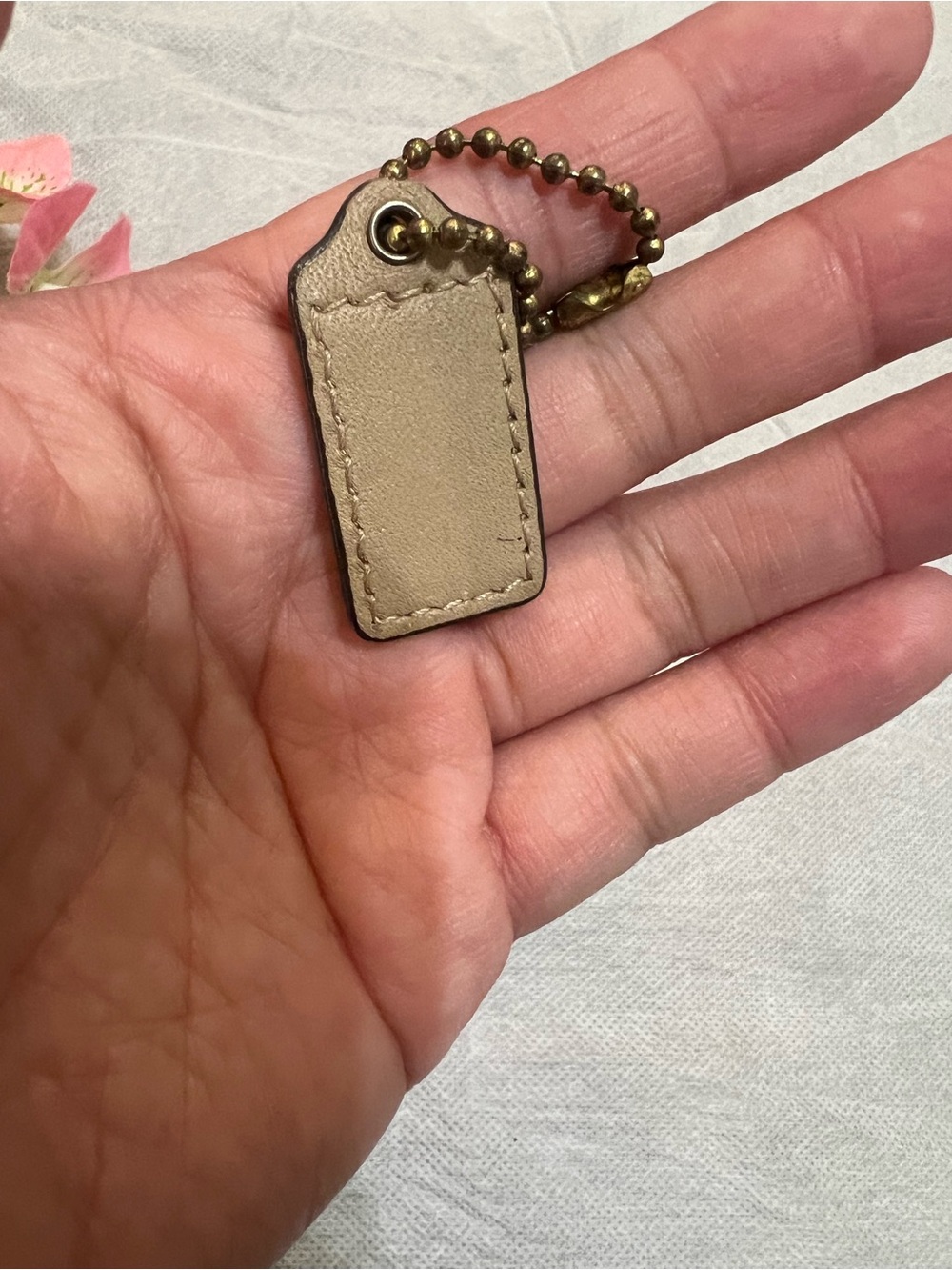 4 pc Coach lot Leather Hangtag Keychain Bag charms - Picture 5 of 9